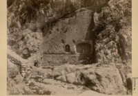 Fontaine de Castalie à Delphes